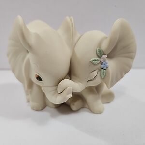 Vintage 1993 Homco Porcelain Baby Elephants in Love Bisque Figurine